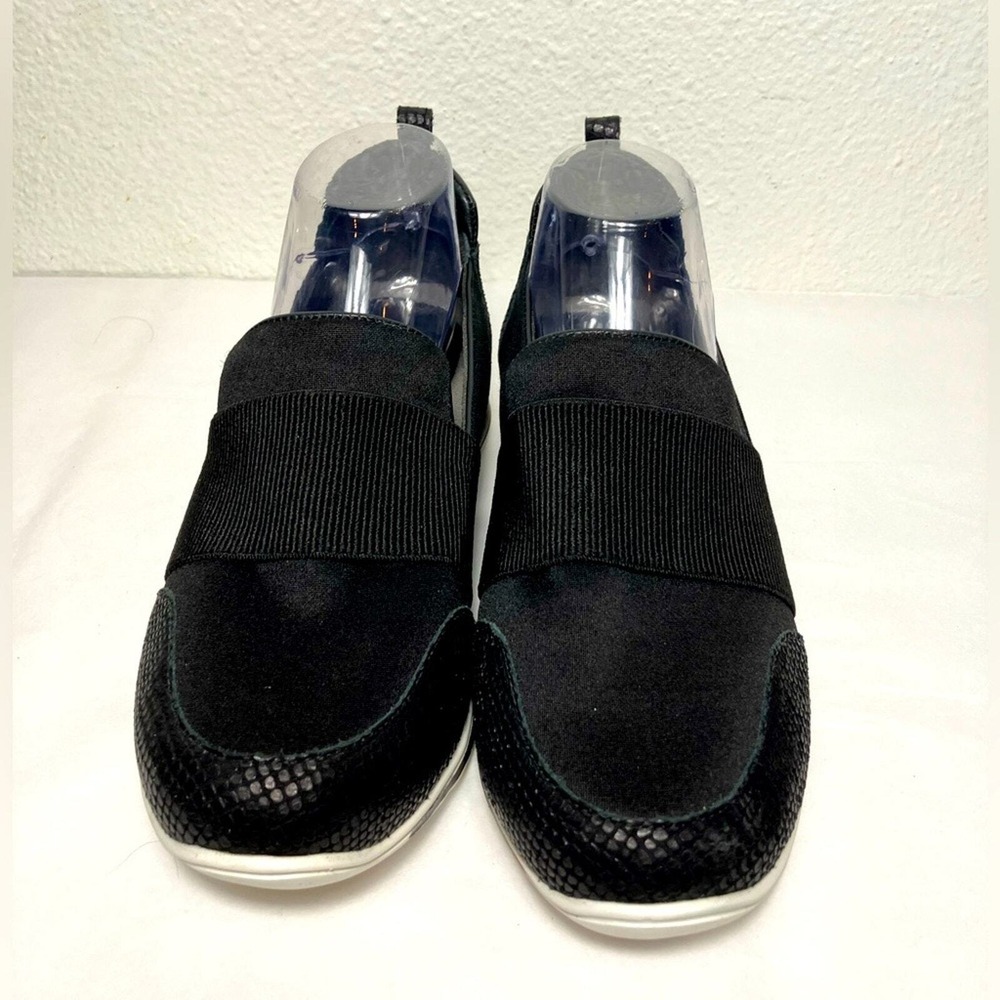 Walking Cradles Sneakers Slip On Dakota black WW wide Size 8 flats comfortable - Picture 1 of 7